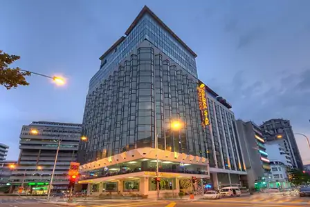 Singapore Malaysia Tour Package: Kuala Lumpur Hotel InfoAreena Star