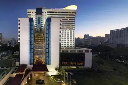 Bangkok Hotel Info :Avani Atrium