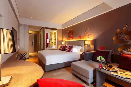 Phuket Pattaya Tour Package: Phuket Hotel InfoGrand Mercure Phuket Hotel Room