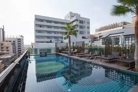 Pattaya Hotel Information: Bangkok Pattaya Tour PackageSunshine Hotel and Residence