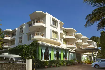 Hotel Details Thekaddy: Kerala Tour PackagePeriyar Meadows Resort