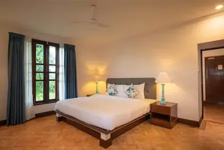 GOA HOTEL INFOCoconut Grove Beach Resort Room