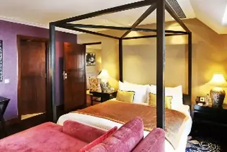 Kashmir Tour Package: Room Type 2Presidential Nirvana Suite