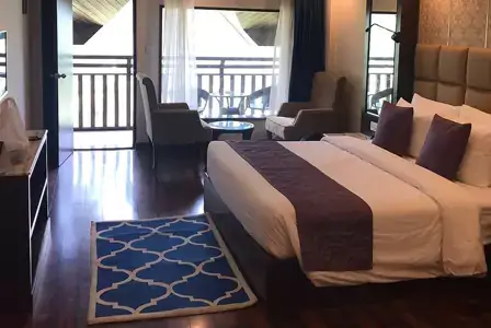 Kashmir Tour Package: Room Type 3Chinar Resort Spa Non-Smoking Rooms