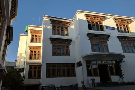 HOTEL IN LEH LADAKH PACKAGESHotel Blue Stone