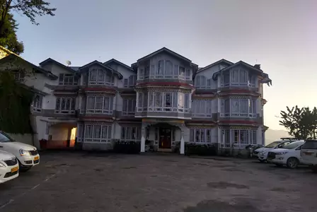 Pelling Hotel InfoNorbhu Gang Retreat