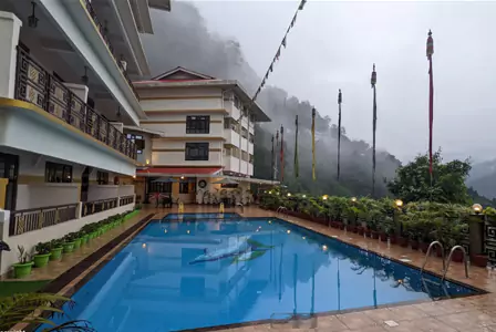 Gangtok, Sikkim, Darjeeling Tour Package: Hotel Information SikkimTempo Heratige