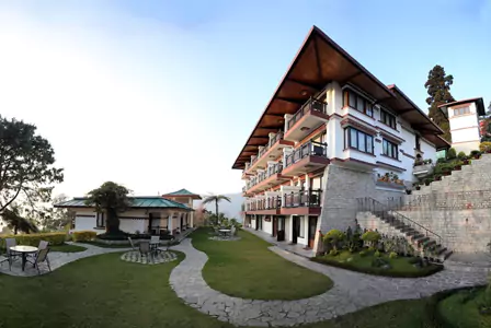 Gangtok, Sikkim, Darjeeling Tour Package: Hotel Information SikkimHeratige Hotel Denzong Regency