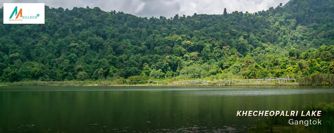 Khecheopalri Lake