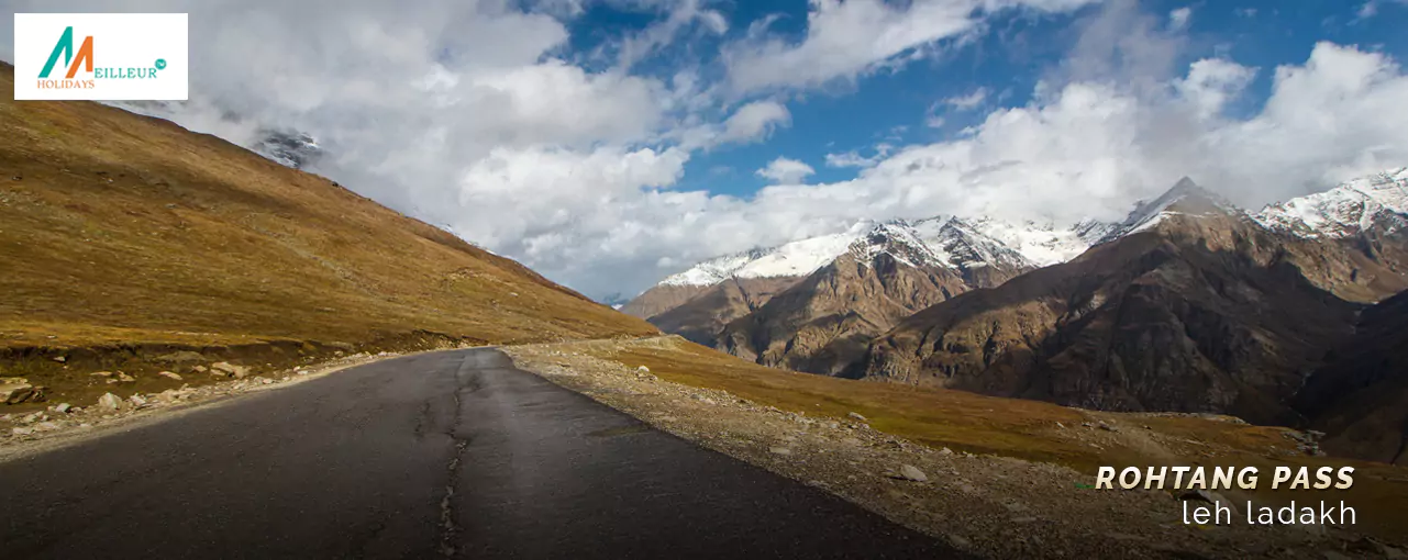 Manali to  Leh Ladakh by Road Rohtang Pass