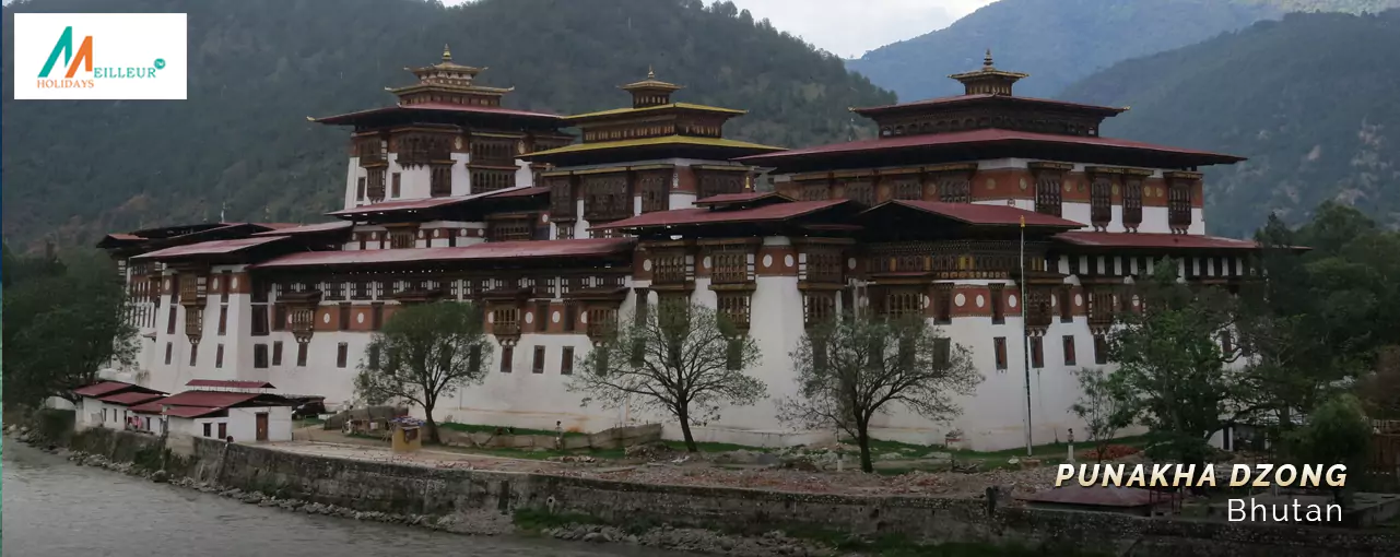 Bhutan 5 N / 6 D Tour Punakha Dzong