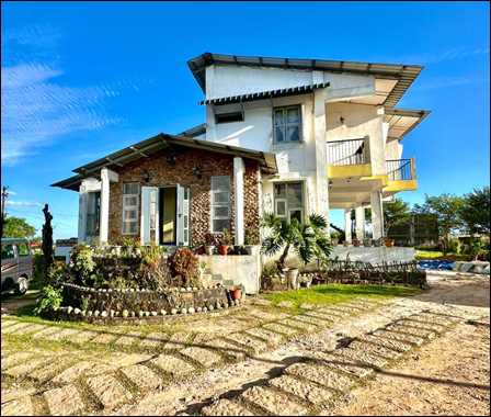 Hotel Info : CherrapunjiVisit by Lakupar