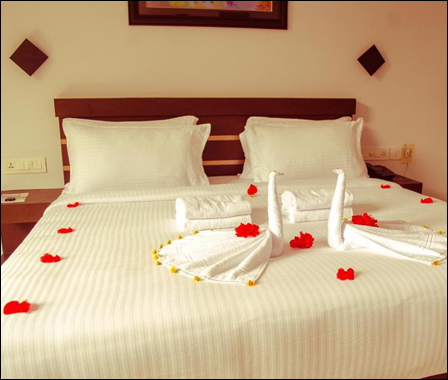 Hotel Info : KovalamHotel leela Backwaters Interior