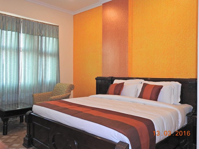 Hotel Info : BikanerHotel Raj Haveli Interior