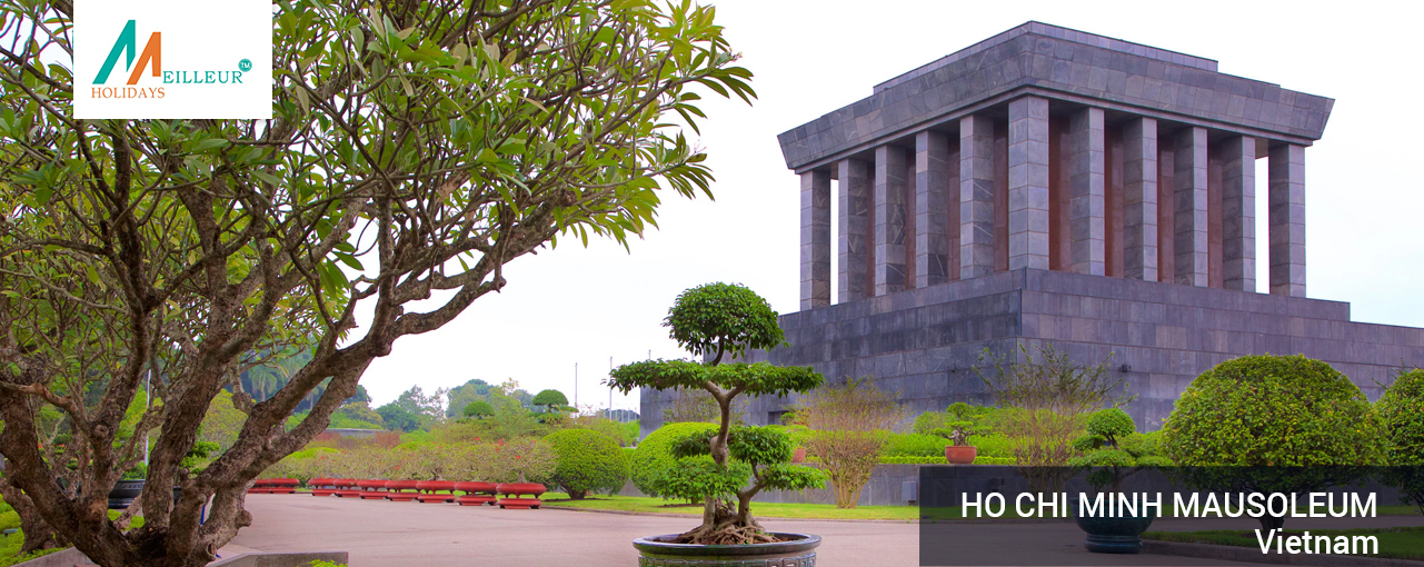 ho-chi-minh-mausoleum_Vietnam-Tour-Package