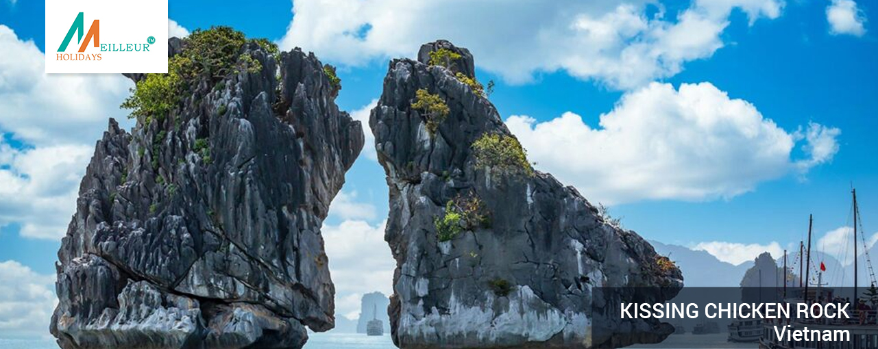 06_kissing-chicken-rock_ietnam-Tour-Package
