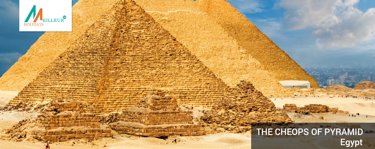 04_the-cheops-of-pyramid_Egypt-Tour
