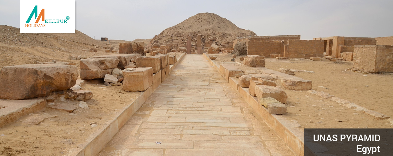 05_Unas-pyramid_Egypt-Tour