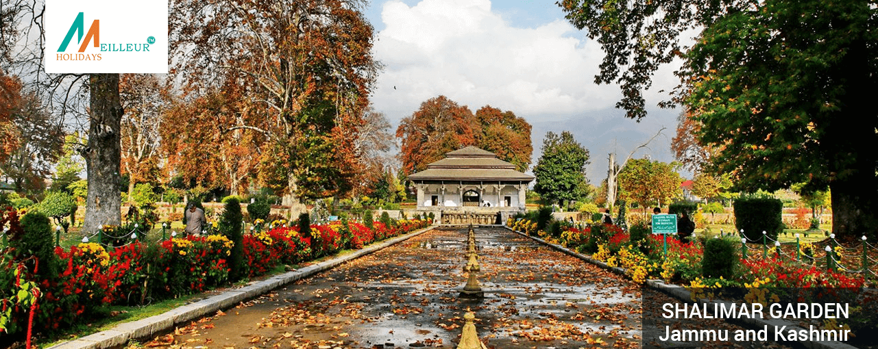 03_shalimar-garden_Offbeat-Kashmir-Package